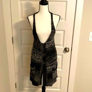 Mudd|| Black/grey long razorback v-neck cardigan with pockets